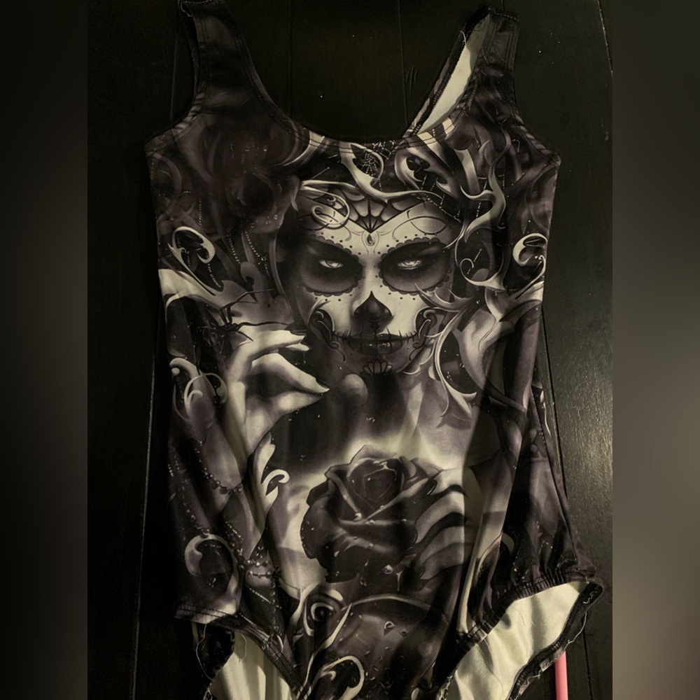 Both front and back design